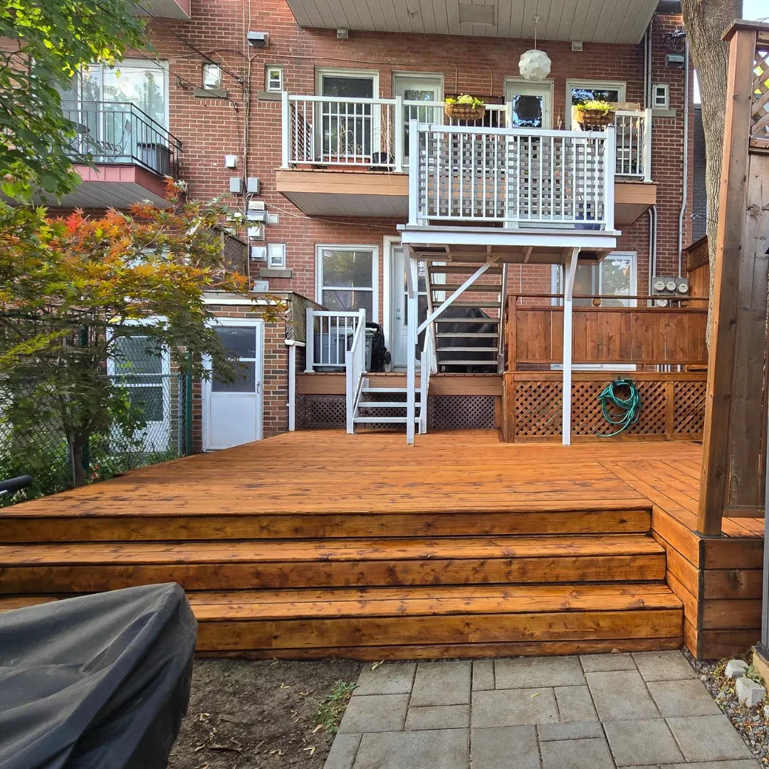 Réalisation d'entretien de bois extérieur Teinture Bois'Elle 14